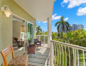 Crystal Palms 307